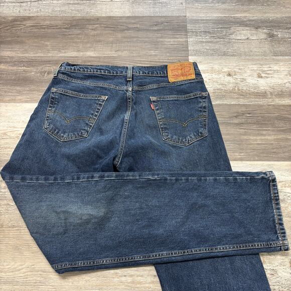 Levis 505 Medium Wash Blue Mens 34x32 Regular Fit Straight Leg Jeans Red Tab - Picture 1 of 10